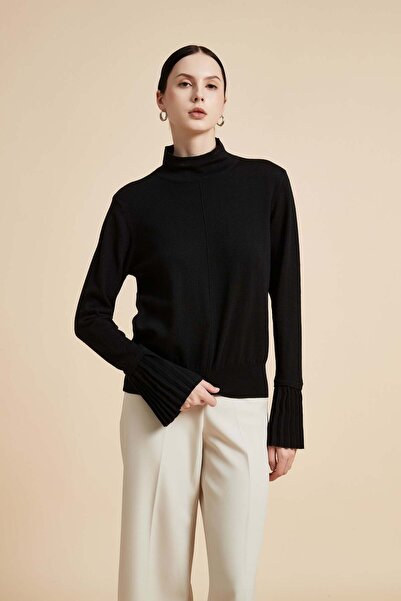 Yola Solid High-Neck Jacket