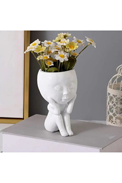 zola Pot for flowers, little girl, resin, 12.5 x 7 x 7 cm