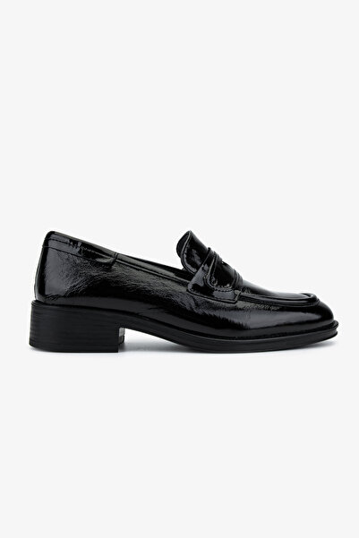 Valmenti Kadın Hakiki Deri Siyah Rugan Loafer Ayakkabı