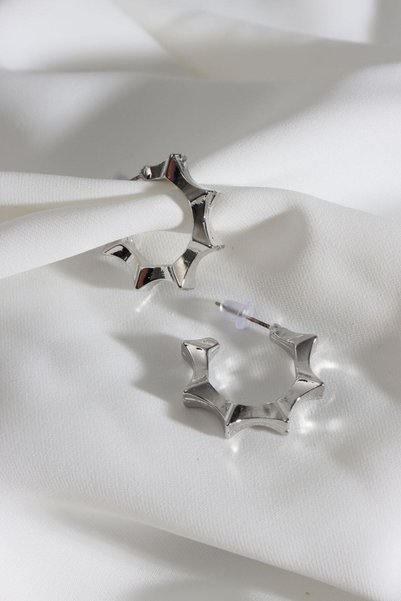 LA PERRY ACCESSORIES خاتم فضي عتيق الطراز