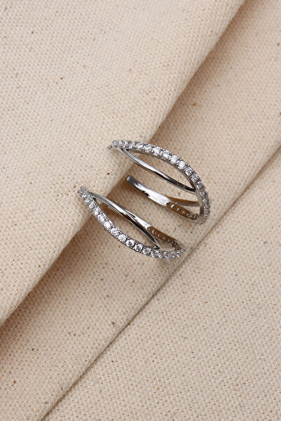 LA PERRY ACCESSORIES خاتم زركون ملون بتصميم أنيق وعصري