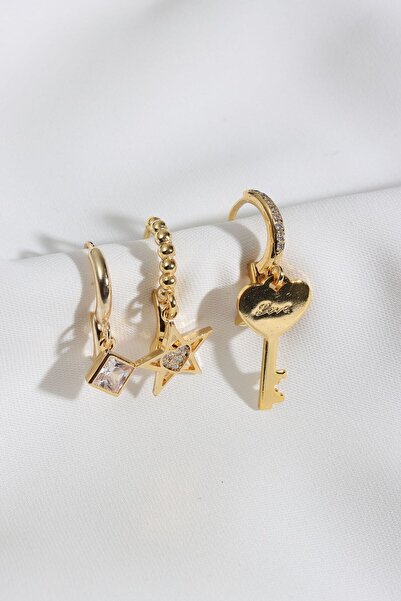 LA PERRY ACCESSORIES أقراط ذهبية مكونة من 3 قطع مع شكل مفتاح