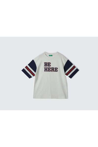 United Colors of Benetton تي شيرت مطرز قصة فضفاضة