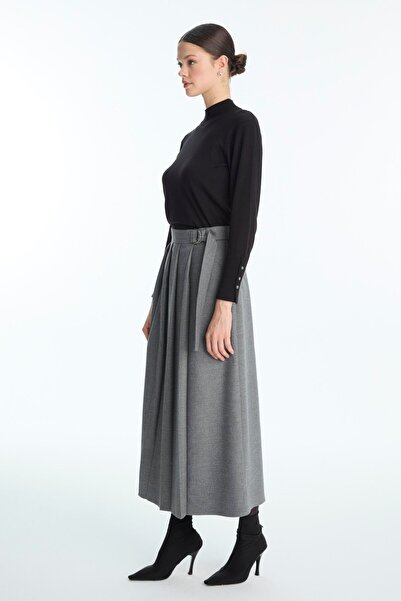 Zühre Pleated Gray Skirt with Buckle Belt Etk-0195