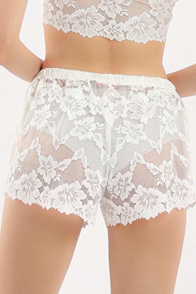 CARINA White Lace Shorts