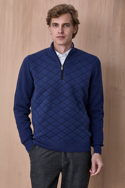 SMILE Borger Indigo Cotton Short Zippered Knitwear