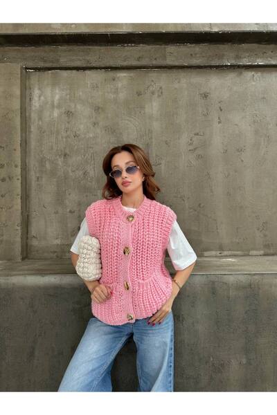 DONNA LISSA Women's Thick Knitted Big Button Pocket Detailed Oversized Knitwear Vest