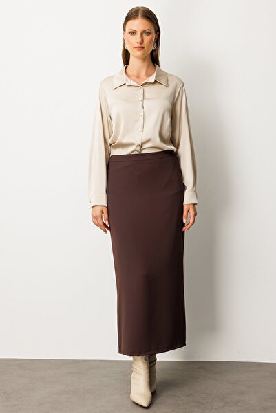 Ekol Arkası Yırtmaç Görünümlü Krep Etek Kahve 2033-26k