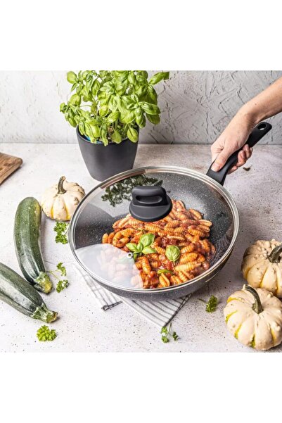 Klausberg Tigaie wok din aluminiu turnat, marmorata cu strat antiaderent, nea...