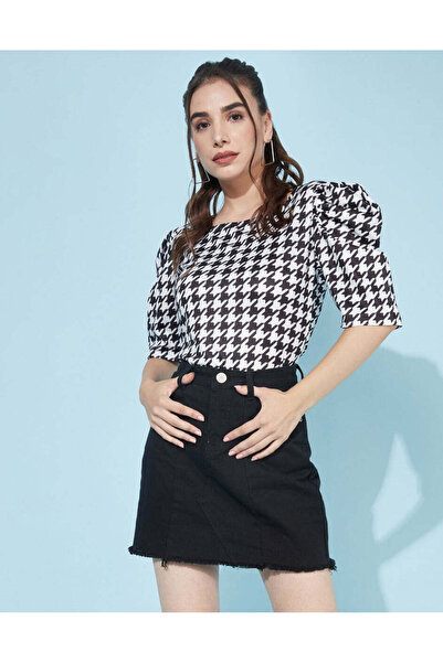 iza Black & White Geometric Printed Top