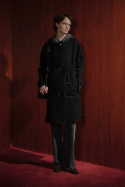 Nihan İçi Şişme Görünümlü Kaşe Kaban Siyah