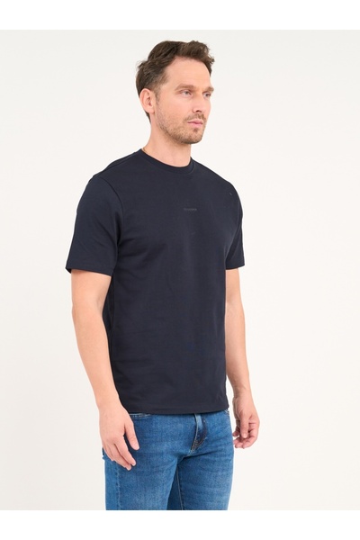 Lee Cooper Men's solid color T-shirt with logo details