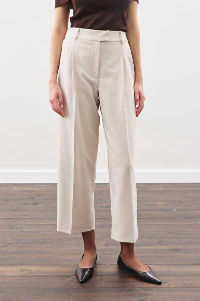 Manuka PİLE DETAYLI DÜZ KESİM PANTOLON BEJ