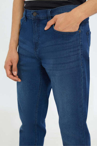 REDTAG Men Blue Slim Fit Jeans