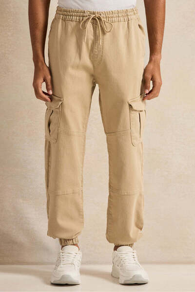 REDTAG Men Beige Cargo Joggers