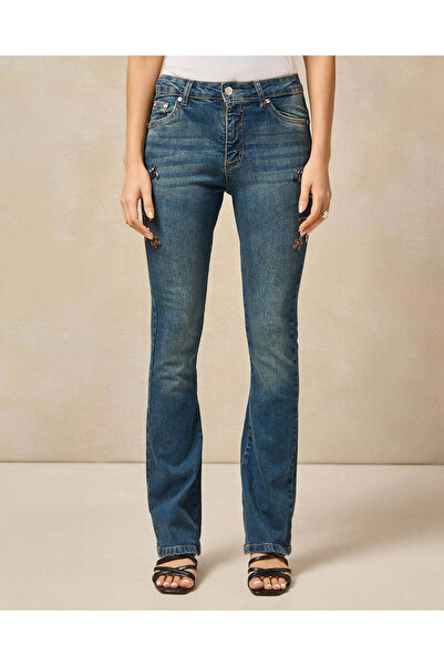 REDTAG واسع الأرجل جينز نسائي أزرق مزين بأحجار الراين