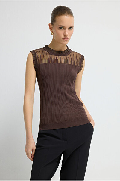 adL Tül Detaylı Kolsuz Triko Bluz