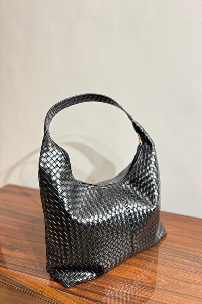 Gülşah collection Τσάντα ώμου με πλεκτό σχέδιο - Μαύρη