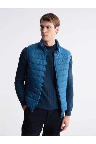 LC Waikiki Lcwaikiki Classicstandard Molded Stand Collar Men's Puffer Vest