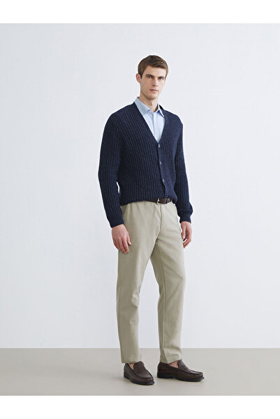 LC Waikiki Esvab • Modern & Distinctive Standard Fit Men's Trousers