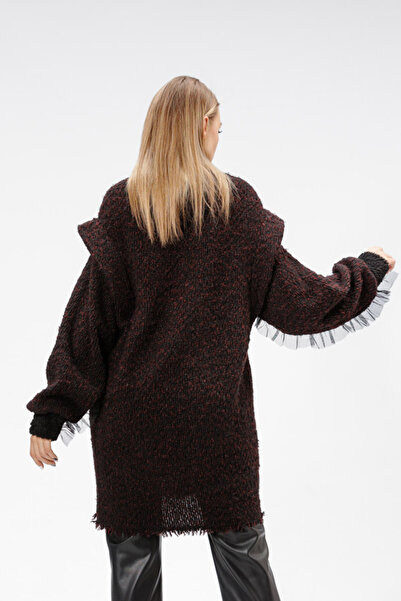 RVL Cherry sweater with ruffles on the sleeve