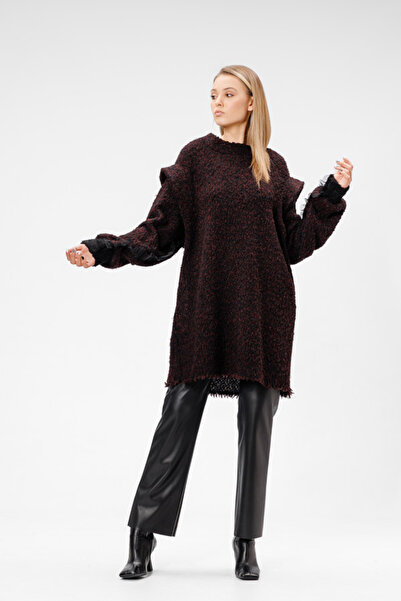 RVL Cherry sweater with ruffles on the sleeve