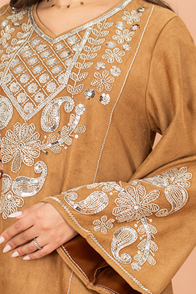 IKKXA Wide Sleeve Shimmer Fabric Silver Embroidery Jalabiya