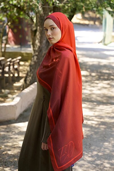 ED Scarf Red Inspired Gradient Pattern Shawl