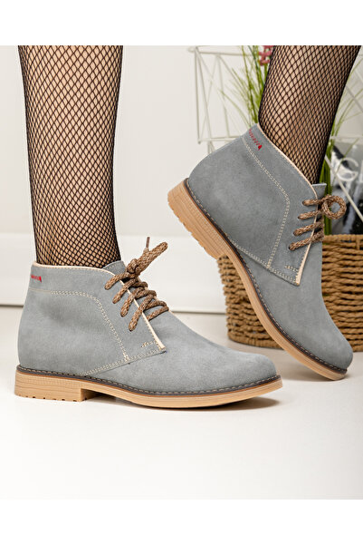 starlike Women's boots made of genuine gray suede leather PCI601V