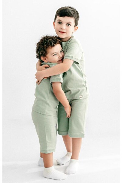 dura kidz Pistachio color pajamas for boys and girls made of soft cotton.