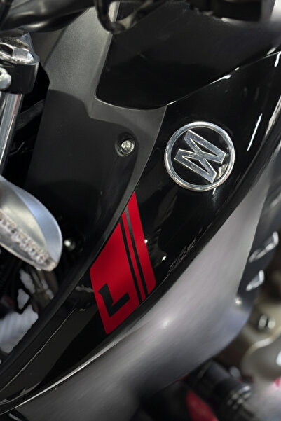 Banxtre ملصق تفاصيل الشعار الأمامي بحرف L لـ Mondial Drift-L (يمين ويسار)