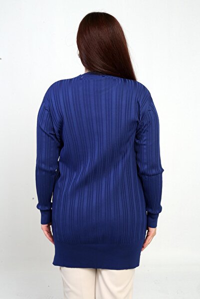 By Saygı Γυναικεία μπλούζα τουνίκ με πέτρινη λεπτομέρεια στο πλάι, μεγάλο μέγεθος