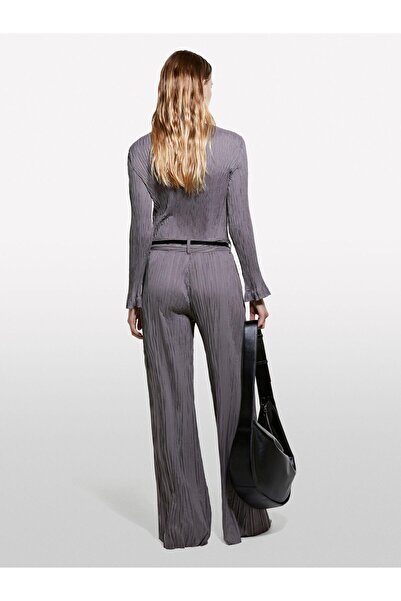 Sisley Long Sleeve Round Neck Blouse with Flared Hem Detail Women's Smoked Blouse - 324A5Iwwlq07D