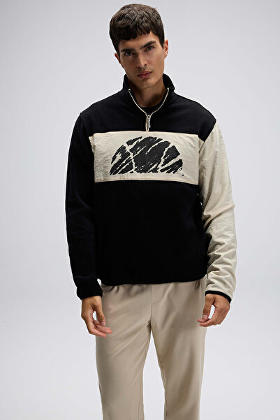 Ellesse Ανδρικό φούτερ με λογότυπο αντίθεση χρωμάτων Regular Fit Half Zip ψηλός λαιμός SWEAT EM519