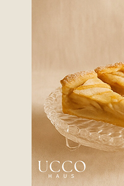 UCCO Footed Glass Presentation Plate 23 cm – Stylish Serving Dish for Elegant Table Settings and Tea Time Dessert Presentations