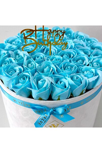 velve Aranjament Floral Majestic Albastru deschis,trandafiri sapun,cutie alba catifea,mesaj Happy Birthday