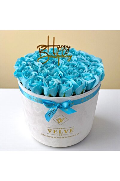 velve Aranjament Floral Majestic Albastru deschis,trandafiri sapun,cutie alba catifea,mesaj Happy Birthday
