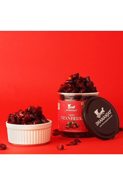 Dhananjay التوت البري