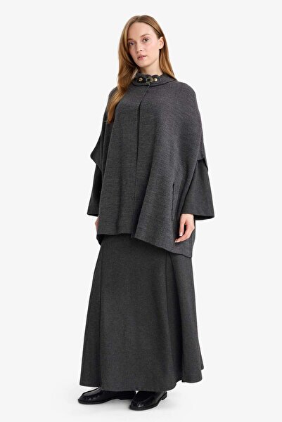 DeFacto ψηλός λαιμός Πλεκτό μανδύα με λεπτομέρεια με αγκράφα G3053AX25AU