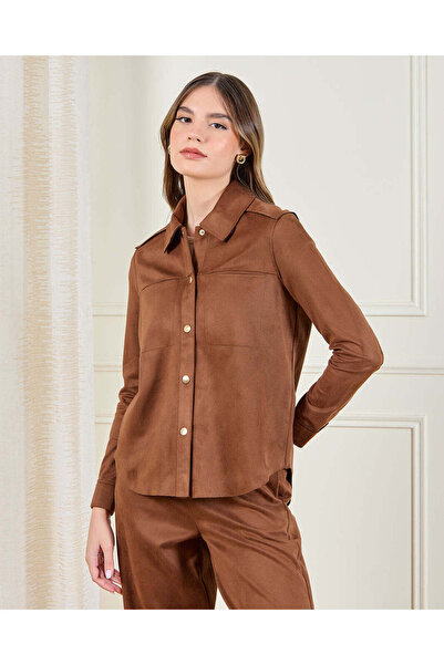 REDTAG بلوزة نسائية ذات ياقة باللون البني