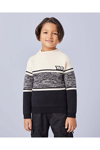 REDTAG سترة مخططة باللون الأبيض للأولاد