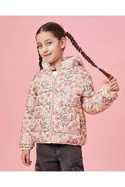 REDTAG جاكيت بناتي وردي اللون مطبوع بالكامل ومبطن بغطاء للرأس