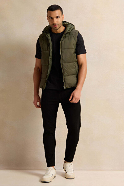 REDTAG Men Olive Sleeveless Puffer Jacket