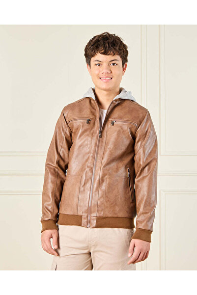 REDTAG جاكيت بني بغطاء رأس من صوف الشيربا للأولاد الكبار