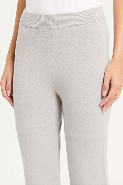 REDTAG Women Grey Knitted Straight Fit Sweater Pants