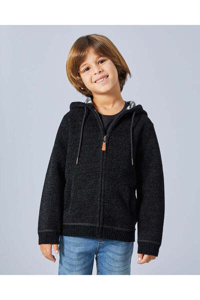 REDTAG بلوفر أسود مبطن بالصوف مع سحاب بغطاء رأس للأولاد