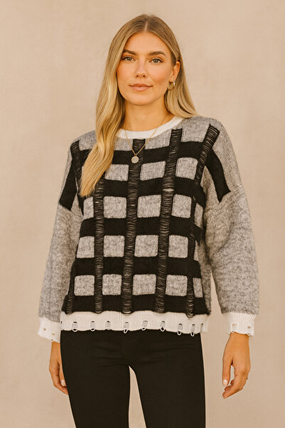 Minora Minoralady Women's Soft Square Pattern Oversized Soft Textured Bearded Knitwear Sweater White- Black