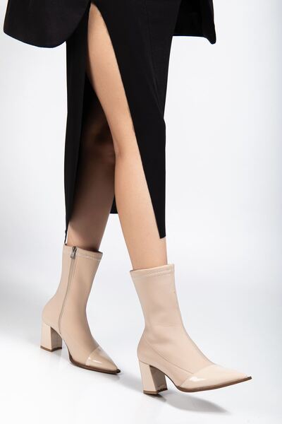 Hayalimdeki Ayakkabı Women's Beige Stretch Patent Leather Ankle Mid-Heel Boots