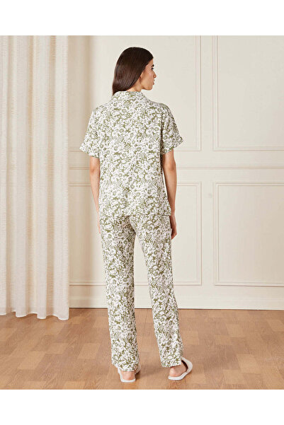 REDTAG Women Green Collared Pyjama Set (2 Piece)