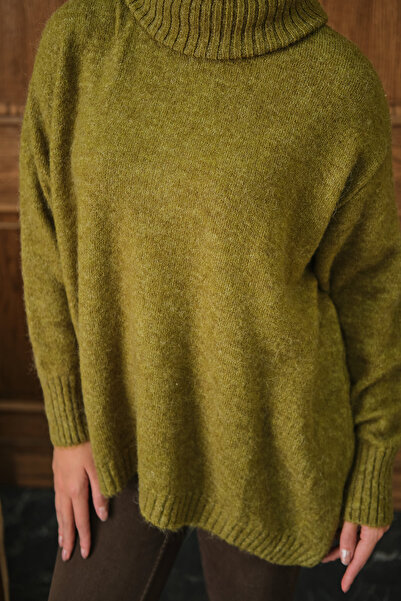 LOCCO Kadın Boğazlı Triko Kazak Yağ Yeşil